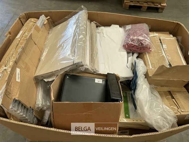 Pallet diversen kantoor & consumentengoederen - afbeelding 13 van  13
