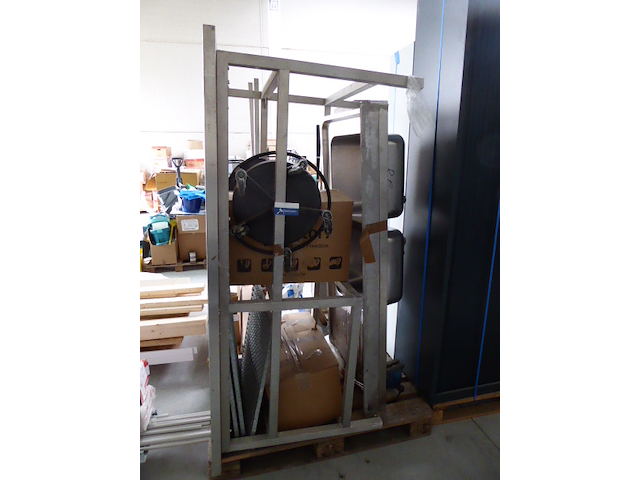 Pallet diversen - afbeelding 1 van  3