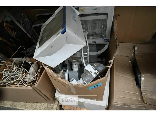 Pallet diversen - afbeelding 1 van  4