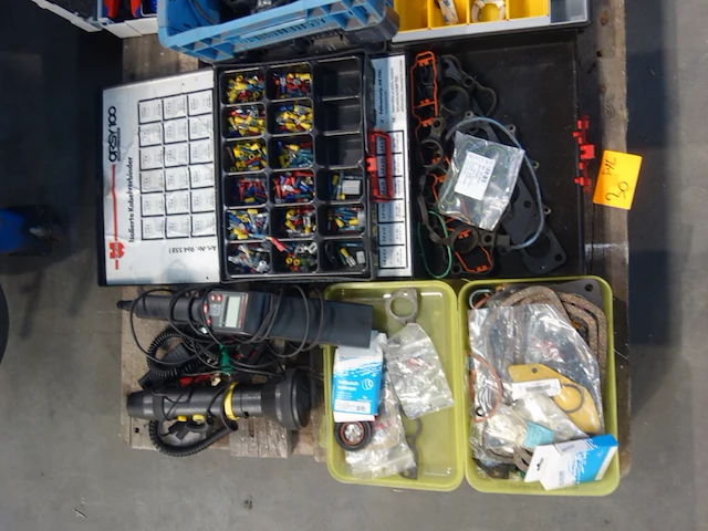 Pallet diversen - afbeelding 2 van  3
