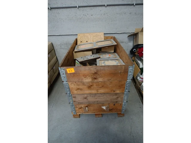 Pallet diversen - afbeelding 1 van  2