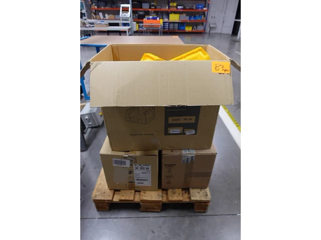 Pallet diversen - afbeelding 1 van  4