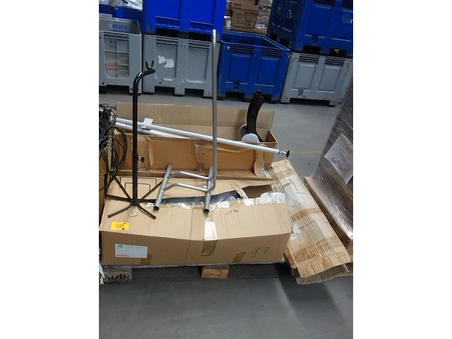 Pallet diversen - afbeelding 1 van  2