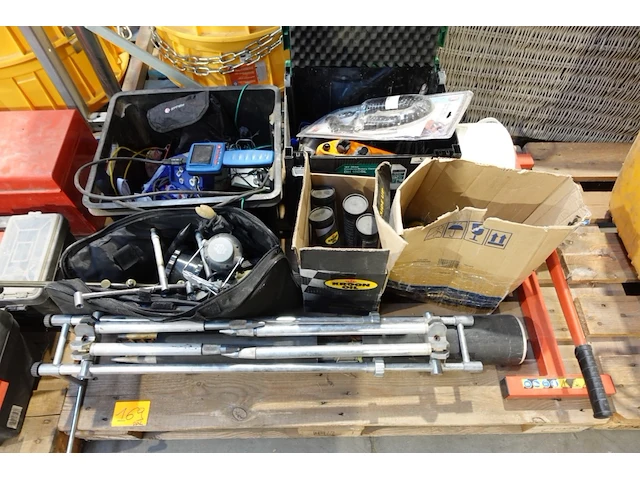 Pallet diversen - afbeelding 1 van  9
