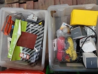 Pallet elektriciteitstoebehoren - afbeelding 2 van  4