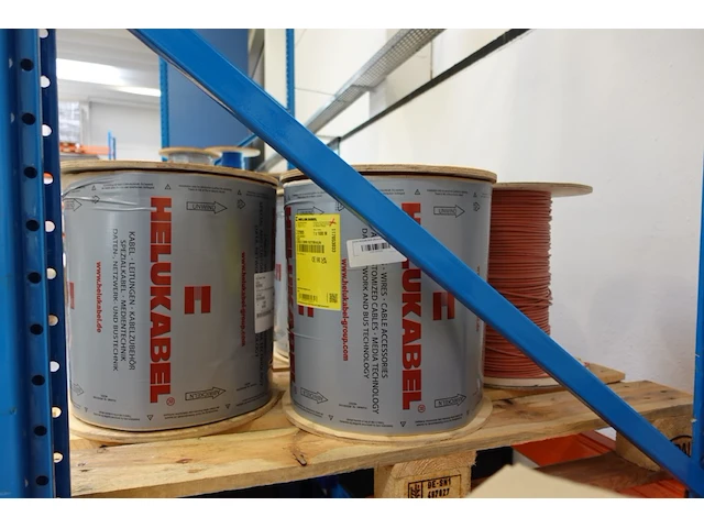 Pallet elektrische kabels - afbeelding 2 van  6