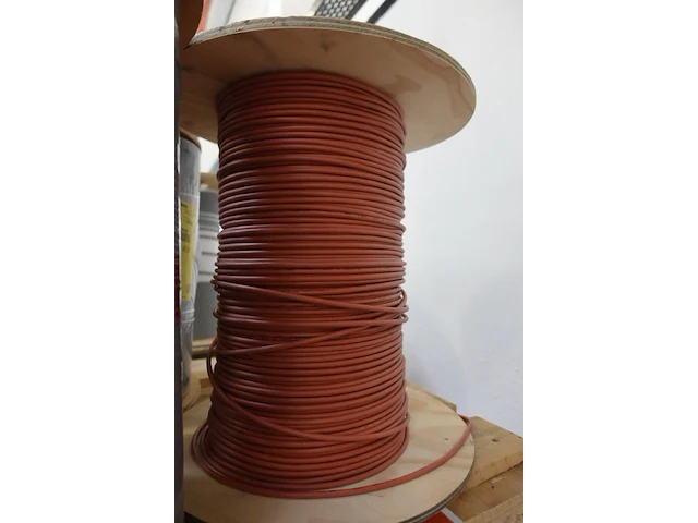 Pallet elektrische kabels - afbeelding 6 van  6