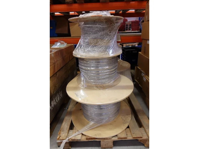 Pallet elektrische kabels - afbeelding 1 van  5