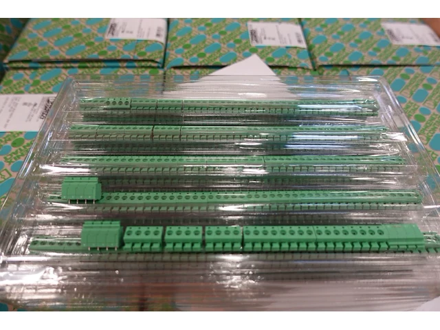 Pallet elektrische onderdelen phoenix contact - afbeelding 2 van  4