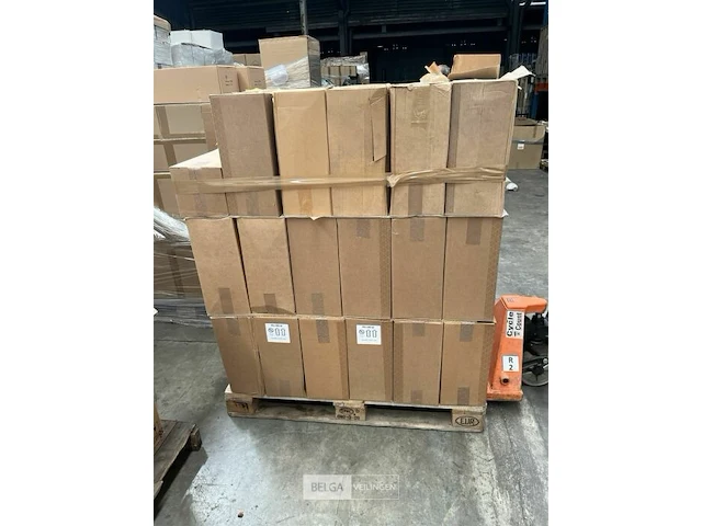 Pallet etiketten op rol ±60 dozen - afbeelding 5 van  6