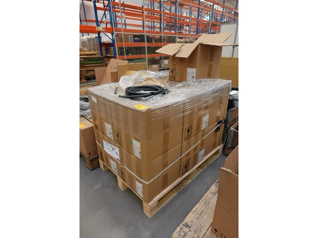 Pallet ev kabel - afbeelding 2 van  6