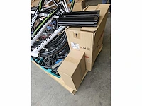 Pallet fietsonderdelen en -accesoires - afbeelding 2 van  10