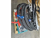 Pallet fietsonderdelen en -accesoires - afbeelding 10 van  10