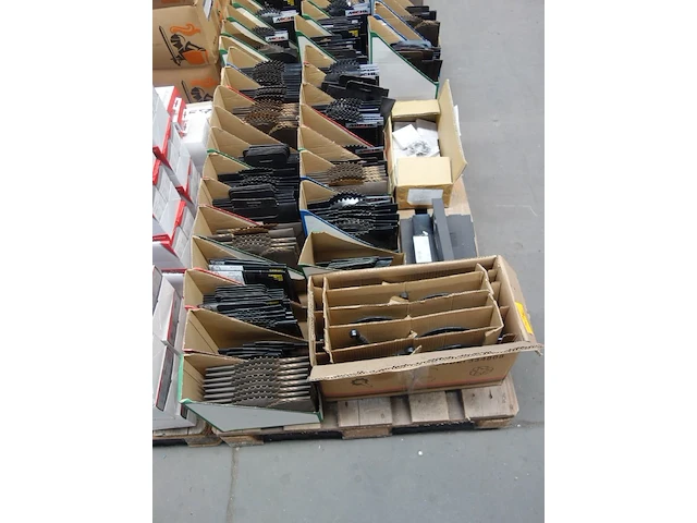 Pallet fietsonderdelen miche - afbeelding 2 van  5