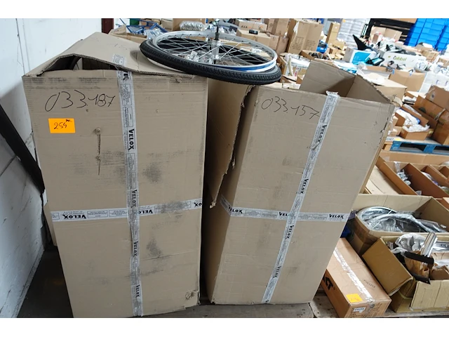Pallet fietswielen - afbeelding 1 van  9
