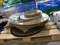 Pallet glazen plateaus/schalen - afbeelding 1 van  3