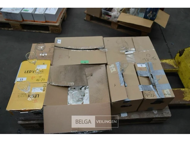 Pallet glazen - afbeelding 1 van  1