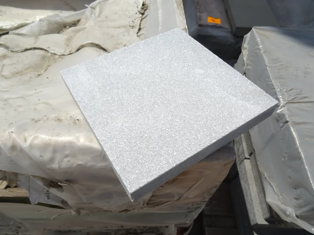 Pallet granieten tegels - afbeelding 2 van  4