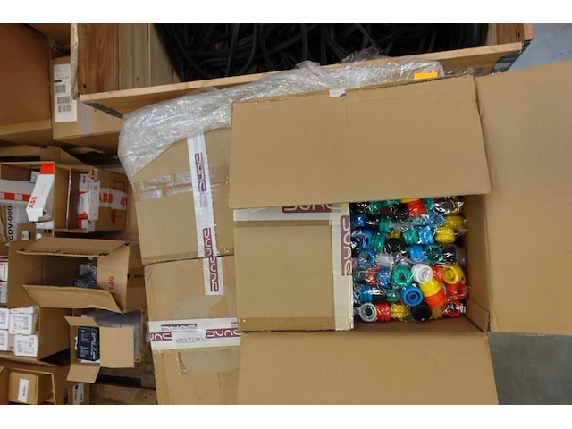 Pallet "grommet sets" - afbeelding 2 van  3