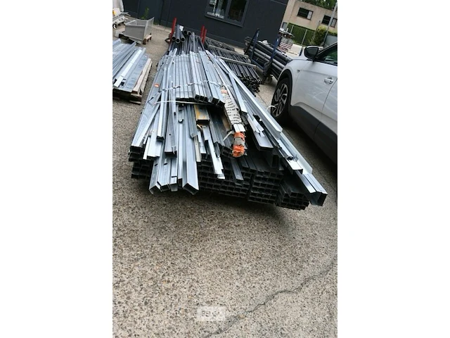 Pallet gyproc bevestigingsmaterialen - afbeelding 1 van  3