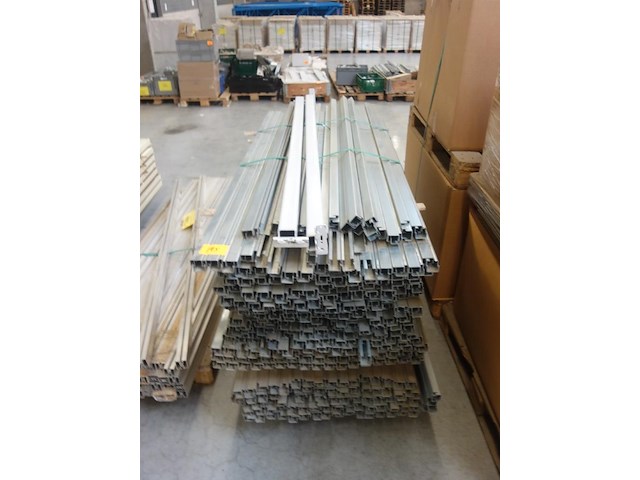 Pallet ijzerwaren - afbeelding 1 van  5