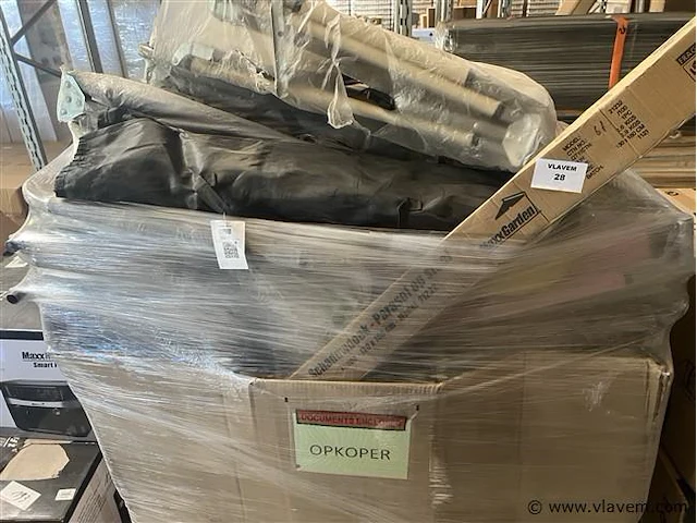Pallet, inh. div. tuinmeubilair - afbeelding 1 van  2