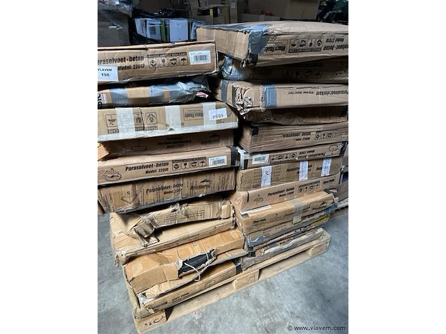 Pallet, inh. partij parasolvoeten - afbeelding 1 van  3