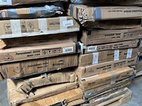 Pallet, inh. partij parasolvoeten - afbeelding 1 van  3