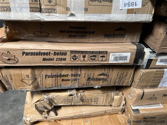 Pallet, inh. partij parasolvoeten - afbeelding 3 van  3