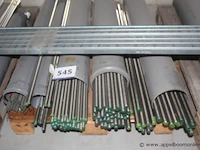 Pallet inhoudend diverse draadstangen - afbeelding 1 van  1