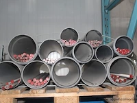 Pallet inhoudend diverse draadstangen - afbeelding 1 van  1