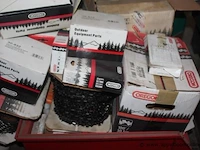 Pallet inhoudend diverse kettingen voor kettingzaag wo. oregon - afbeelding 2 van  5