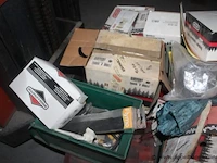 Pallet inhoudend diverse kettingen voor kettingzaag wo. oregon - afbeelding 5 van  5