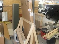 Pallet inhoudend diverse sanitaire benodigdheden - afbeelding 1 van  3