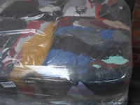 Pallet inhoudend poetslappen - afbeelding 2 van  3