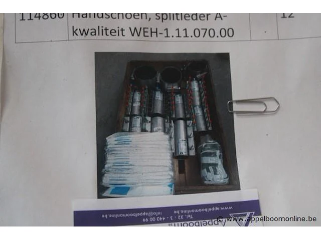 Pallet inhoudend wo. reparatiekoppeling, herstelklemmen, enz - afbeelding 2 van  4