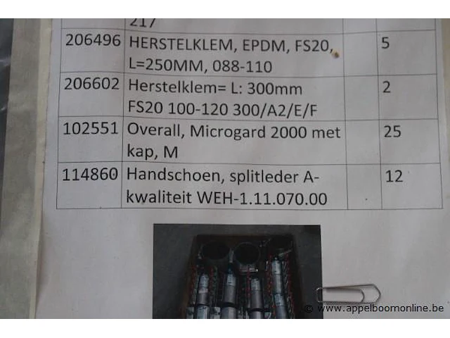 Pallet inhoudend wo. reparatiekoppeling, herstelklemmen, enz - afbeelding 4 van  4