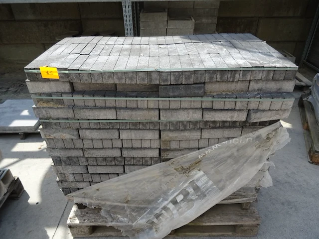 Pallet klinkers - afbeelding 1 van  3