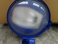 Pallet lichtarmaturen - afbeelding 1 van  3