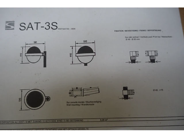 Pallet lichtarmaturen - afbeelding 3 van  3