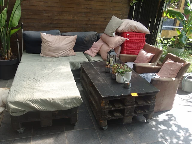 Pallet loungeopstelling - afbeelding 1 van  4