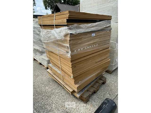 Pallet mdf platen met aansluitopening - afbeelding 1 van  2