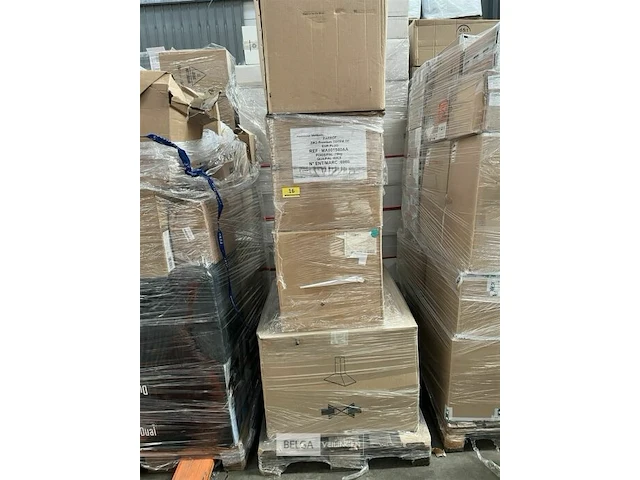 Pallet met 4 st dampkappen (werking onbekend) - afbeelding 1 van  3