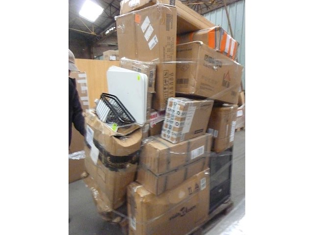 Pallet met 40 artikelen, klantretour amazon klasse c - afbeelding 3 van  4