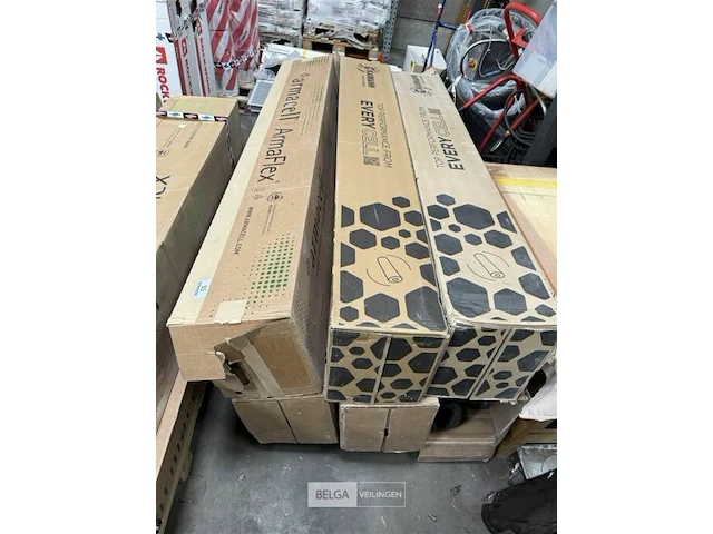 Pallet met armacell buisisolatie - afbeelding 1 van  2