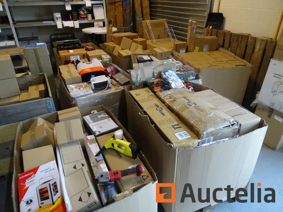 Pallet met artikelen (terug naar de winkel) vanaf prijs 20€