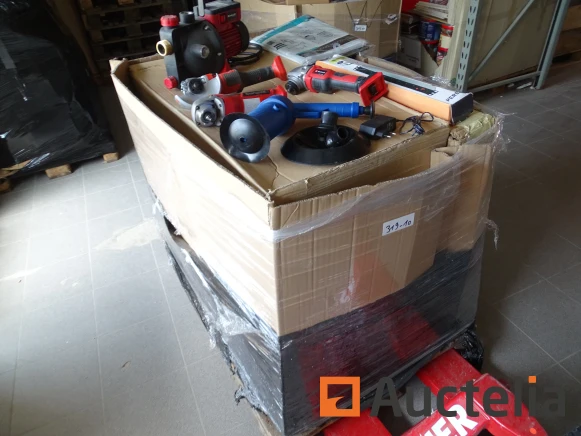 Pallet met artikelen (terug naar de winkel) vanaf prijs 20€
