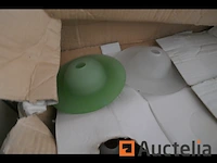 Pallet met diverse glazen lampenkapjes - afbeelding 4 van  6