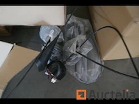 Pallet met diverse glazen lampenkapjes - afbeelding 6 van  6