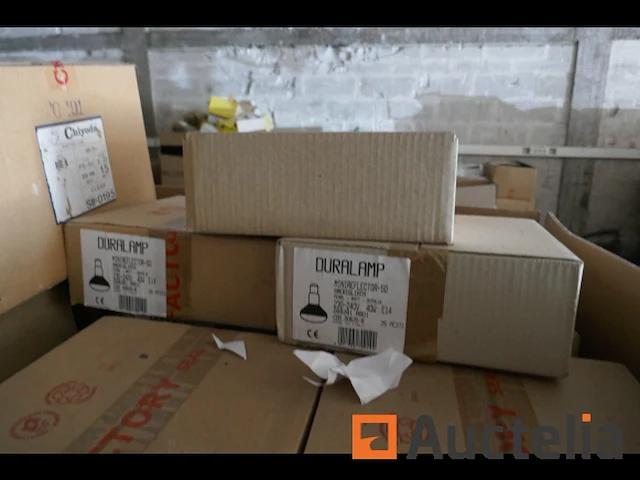 Pallet met diverse lampen - afbeelding 5 van  6